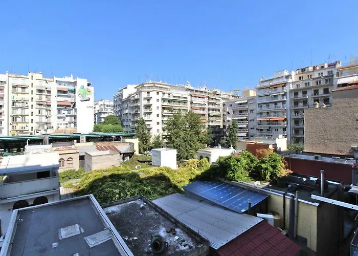 Yellow Suite Group Mesitiki