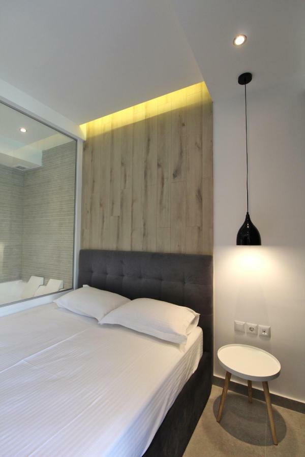 Yellow Group Mesitiki Apartment *