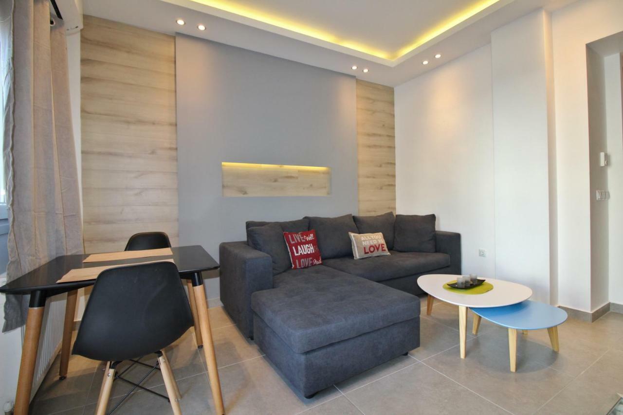 Yellow Group Mesitiki Apartment *