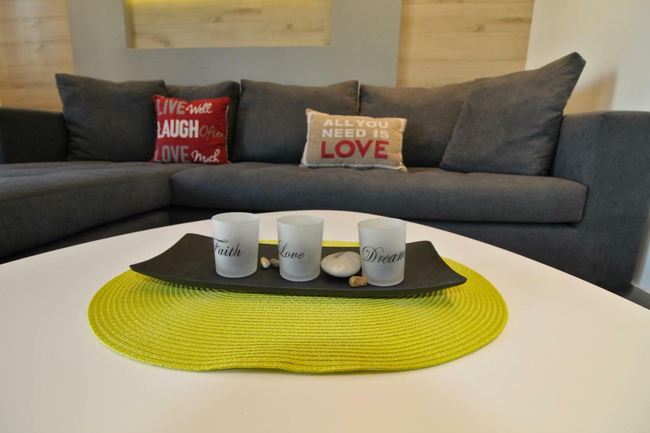 Yellow Group Mesitiki Apartment Thessaloniki